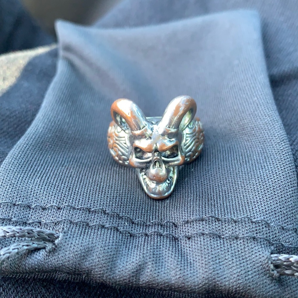 Rusted Style Skull King Ring